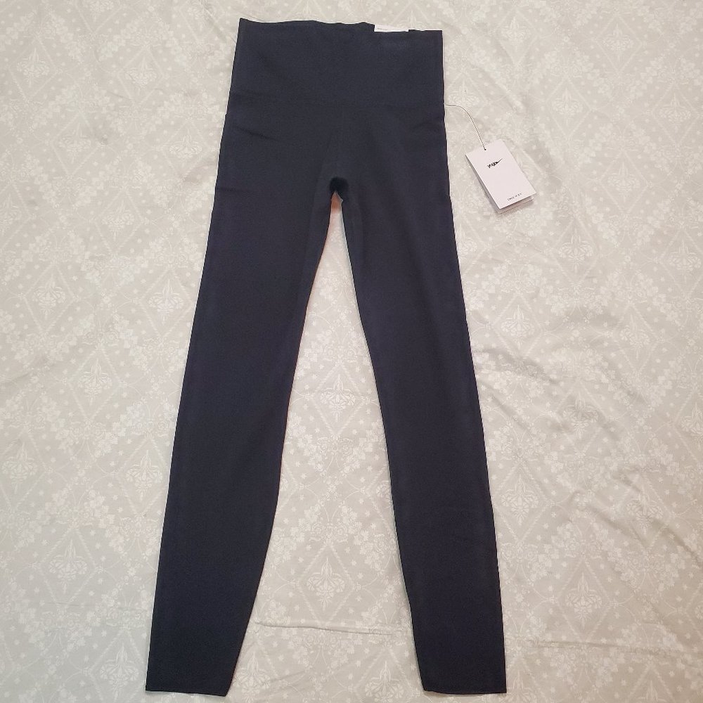 Nike Yoga Luxe Women's High-Waisted Leggings - Black - Size Small & X-Small
